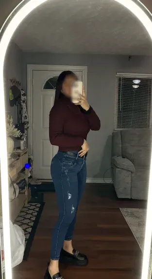 Fabienne, 29