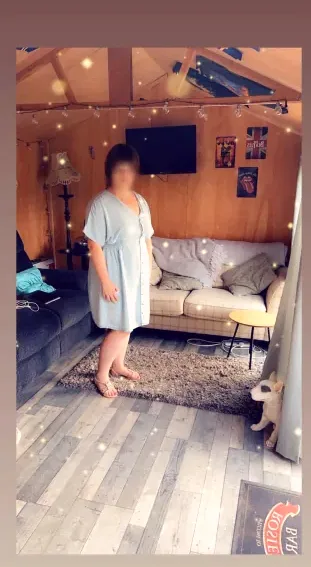 Jasmin, 27