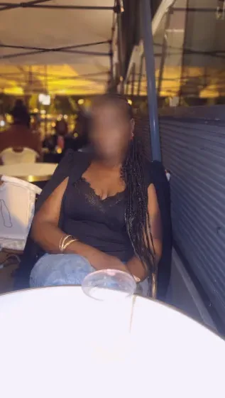 Kathrin, 34