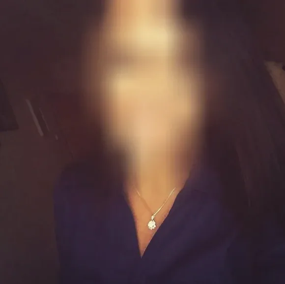 Nina, 31